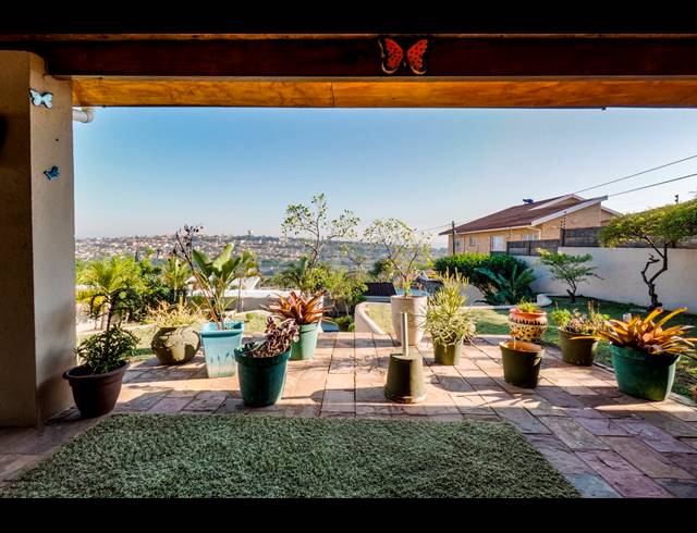 2 BEDROOM HOUSE FOR SALE IN BLUFF